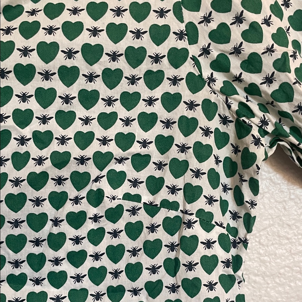 J. Crew Green White Heart Bee insect Patterned Women’s collared Shirt size 0 XS - Picture 6 of 8